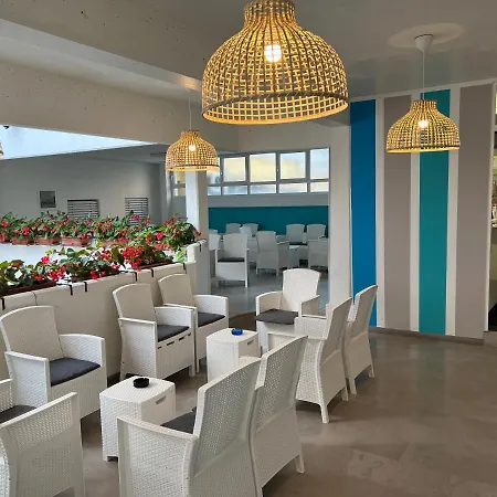 Hotel Amalfi & Dependance Lignano Sabbiadoro